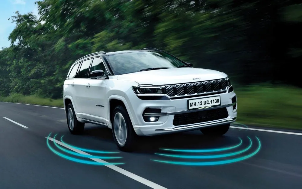 jeep meridian engine specifications and performance - Front view 