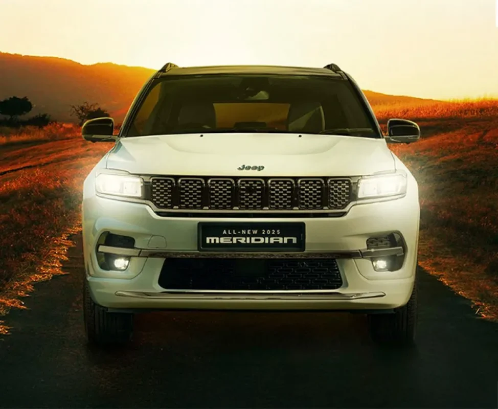 jeep meridian engine specifications and performance - Front view 