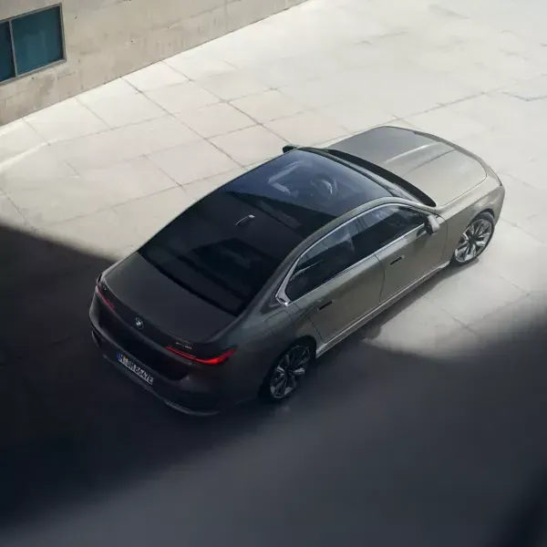 Best Luxury Electric Car in India with Price & Features