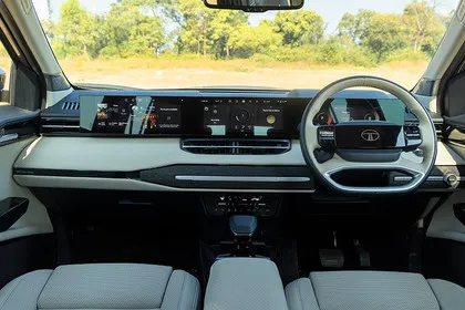 Tata Sierra mileage in city and highway- Driving seat 