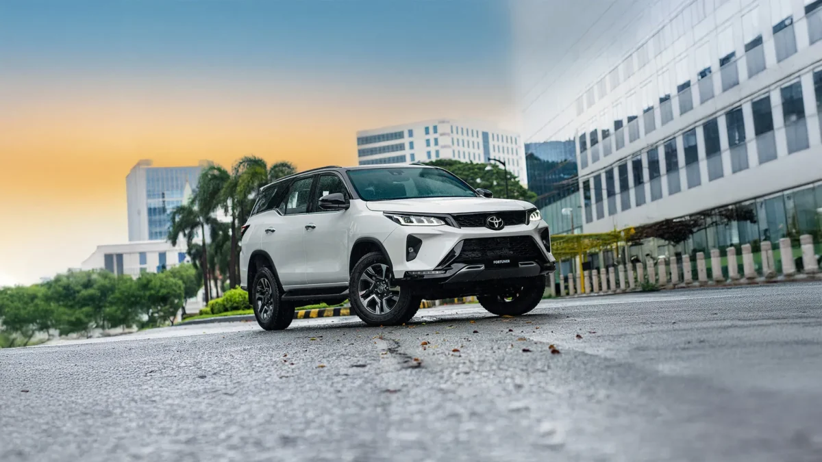 Toyota Fortuner diesel automatic mileage and performance review