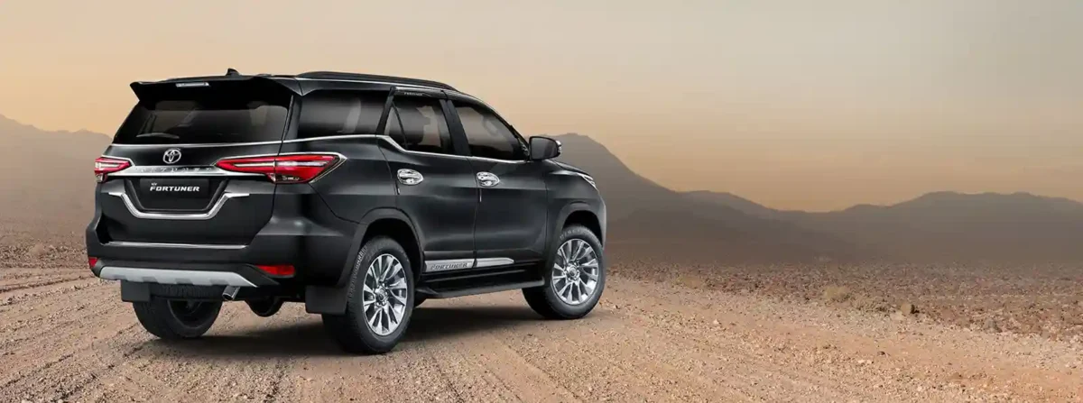 Toyota Fortuner diesel automatic mileage and performance review - Rear image