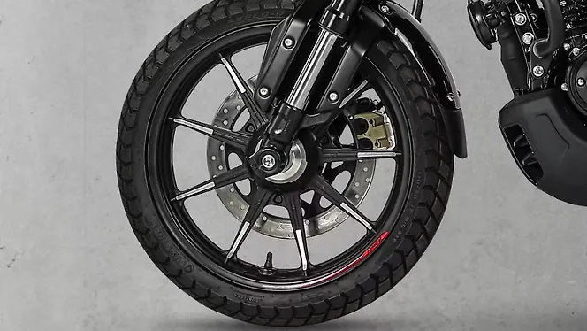 TVS Ronin mileage in city and highway - wheel 